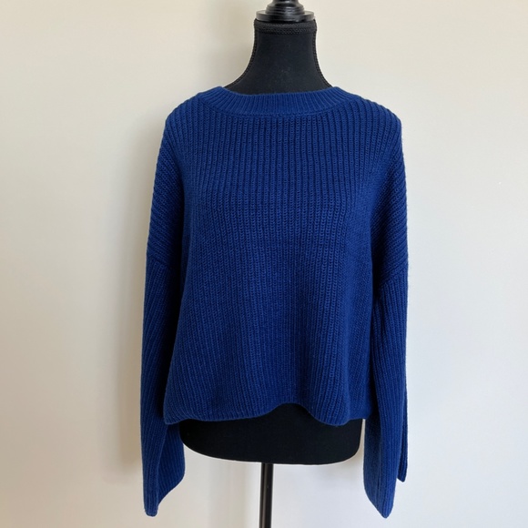 XL - Vero Moda Blue Cropped Sweater - Picture 1 of 6